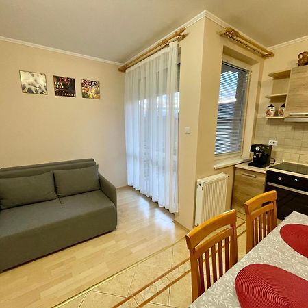 Marta Apartman Hajdúszoboszló Extérieur photo