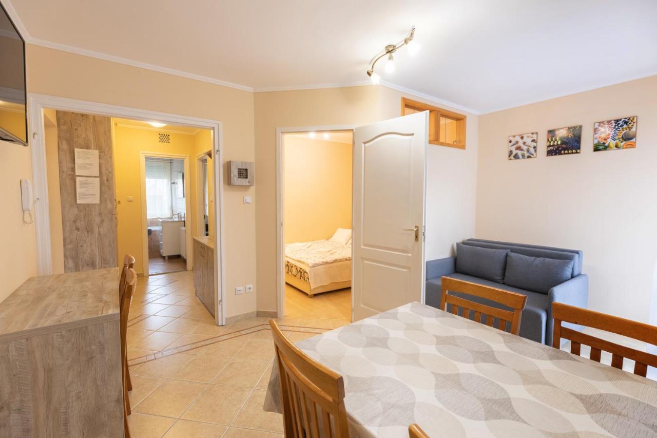 Marta Apartman Hajdúszoboszló Extérieur photo
