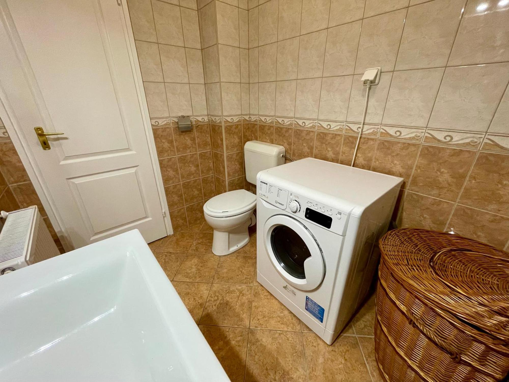 Marta Apartman Hajdúszoboszló Extérieur photo